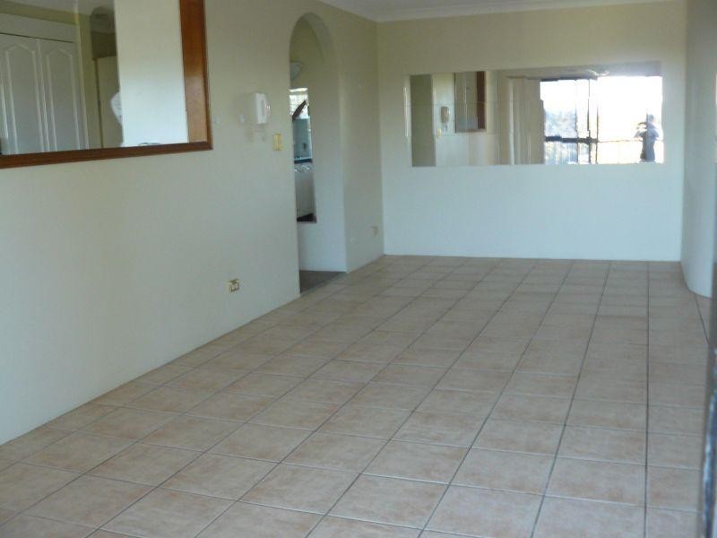 9 Bayview Street, Runaway Bay QLD 4216