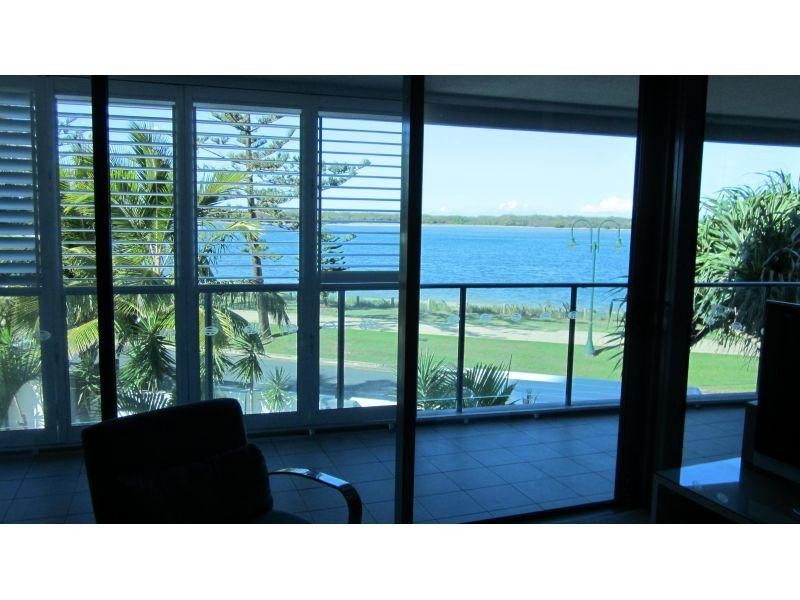 Unit/1105/438 Marine Parade, Biggera Waters QLD 4216