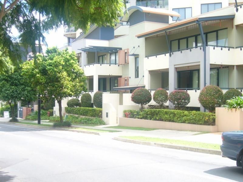 9 Sylvan Road, Toowong QLD 4066