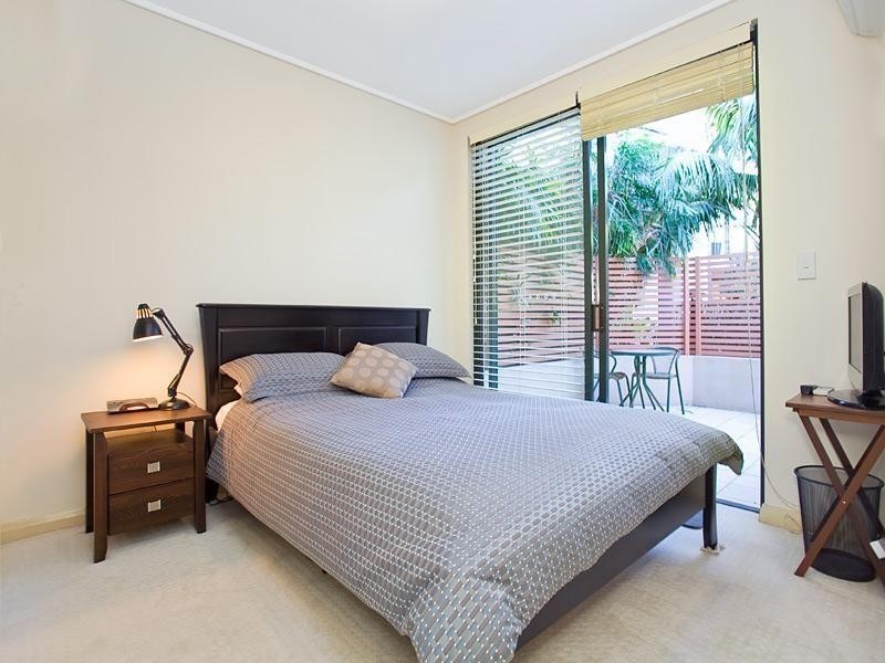 9 Sylvan Road, Toowong QLD 4066