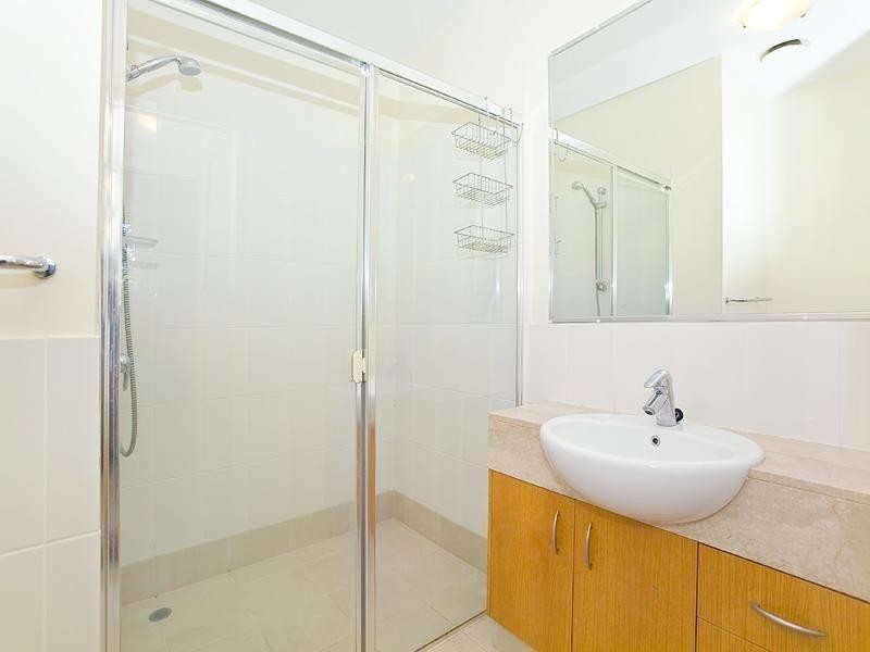 9 Sylvan Road, Toowong QLD 4066