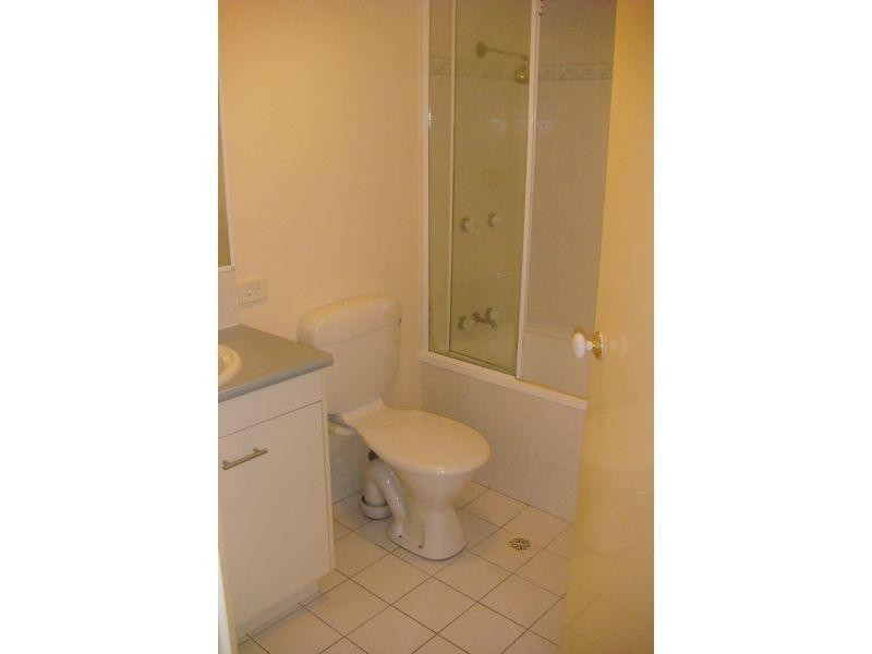 6/416 Marine Parade, Biggera Waters QLD 4216