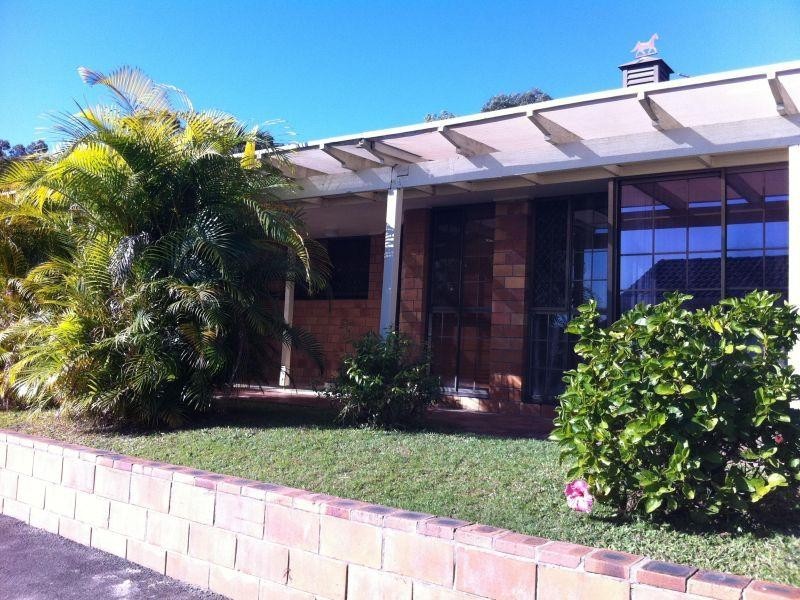 57/12 Landau Court, Miami QLD 4220