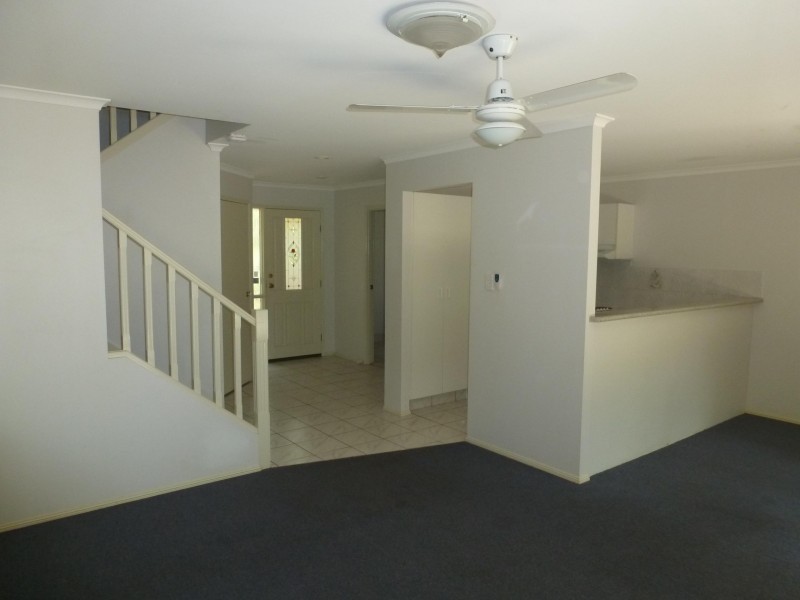 102 Alexander Drive, Highland Park QLD 4211
