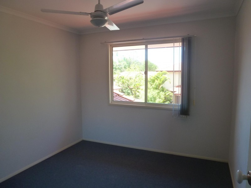 102 Alexander Drive, Highland Park QLD 4211