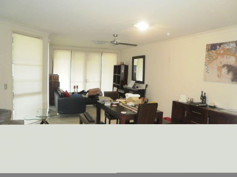 1 The Vistas Drive, Carrara QLD 4211