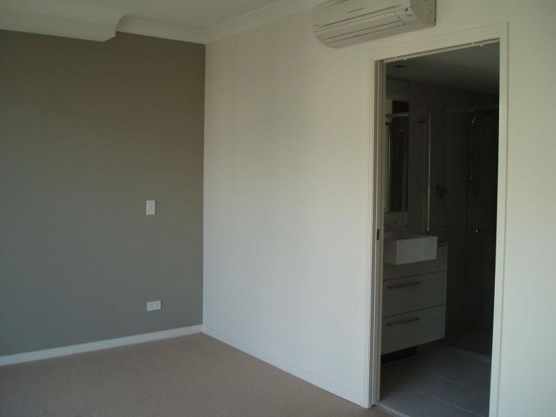 Burleigh Waters QLD 4220