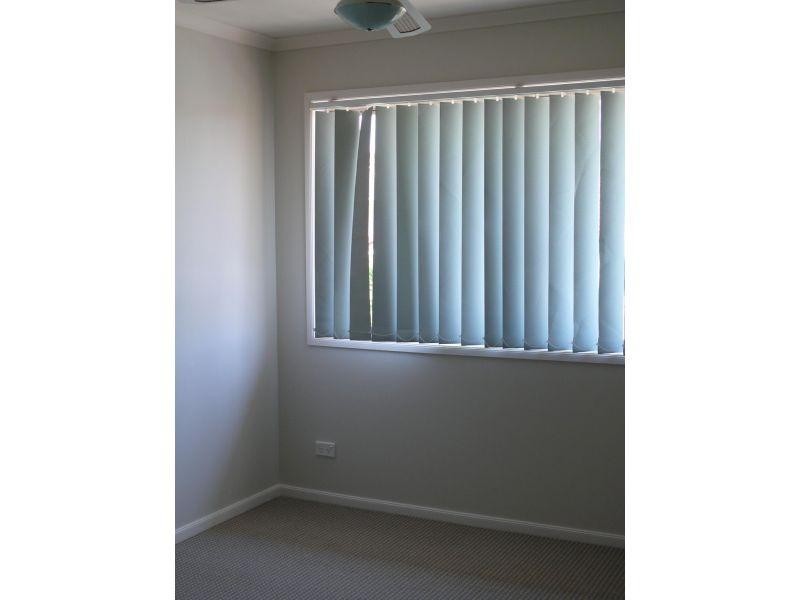 1A Alison Road, Carrara QLD 4211