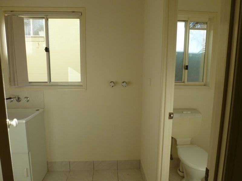 102 Alexander Drive, Highland Park QLD 4211