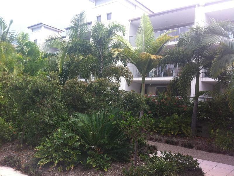 002/1880 Gold Coast Highway, Burleigh Heads QLD 4220