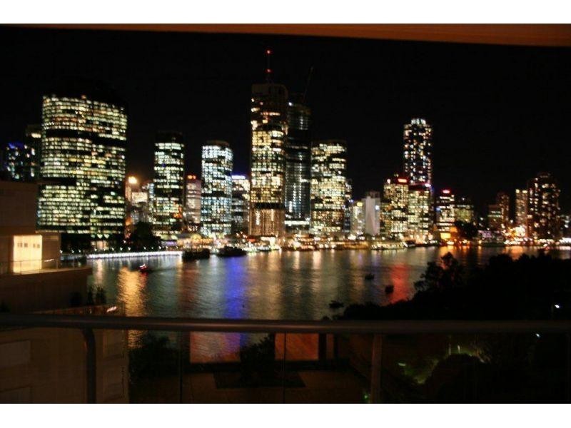 321 Main Street, Kangaroo Point QLD 4169