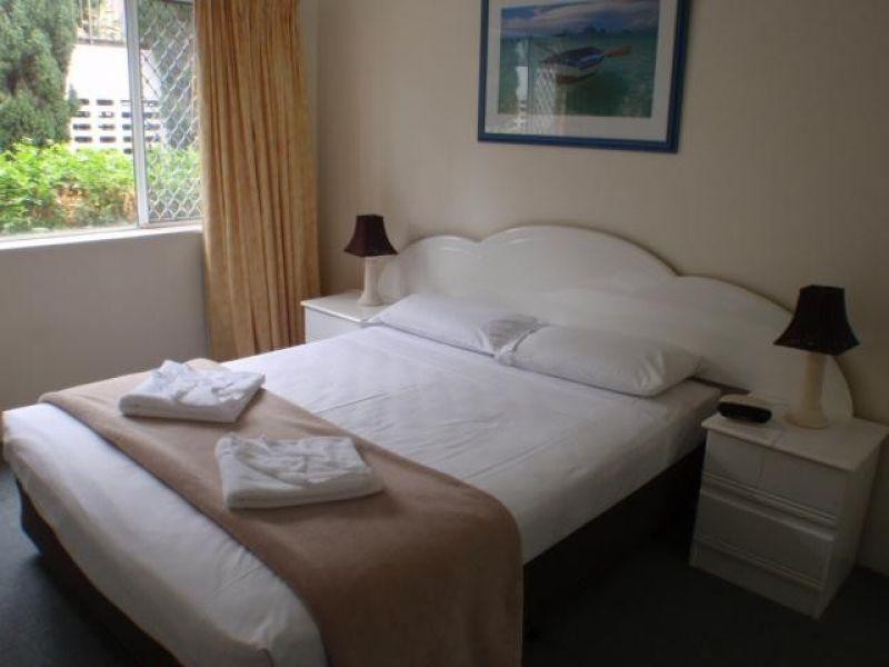 25-27 Peninsular Drive, Surfers Paradise QLD 4217