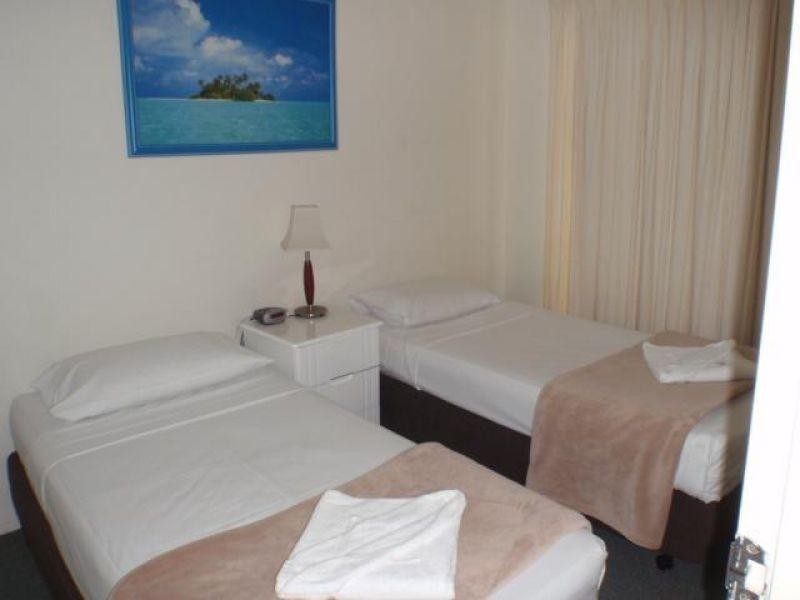 25-27 Peninsular Drive, Surfers Paradise QLD 4217