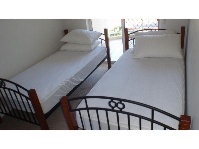 25-27 Peninsular Drive, Surfers Paradise QLD 4217