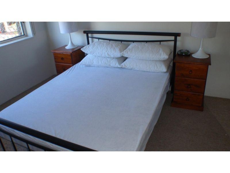 25-27 Peninsular Drive, Surfers Paradise QLD 4217