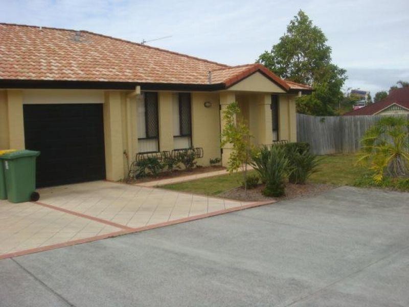 20 Brown Street, Labrador QLD 4215