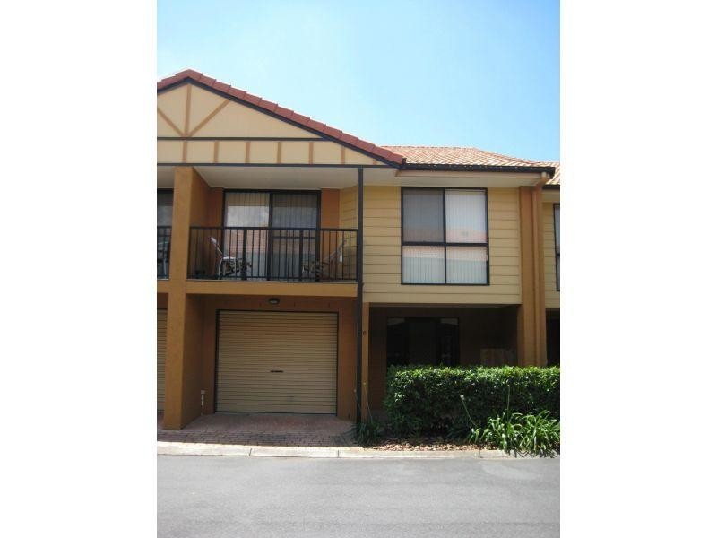 76/316 Long Street, Graceville QLD 4075