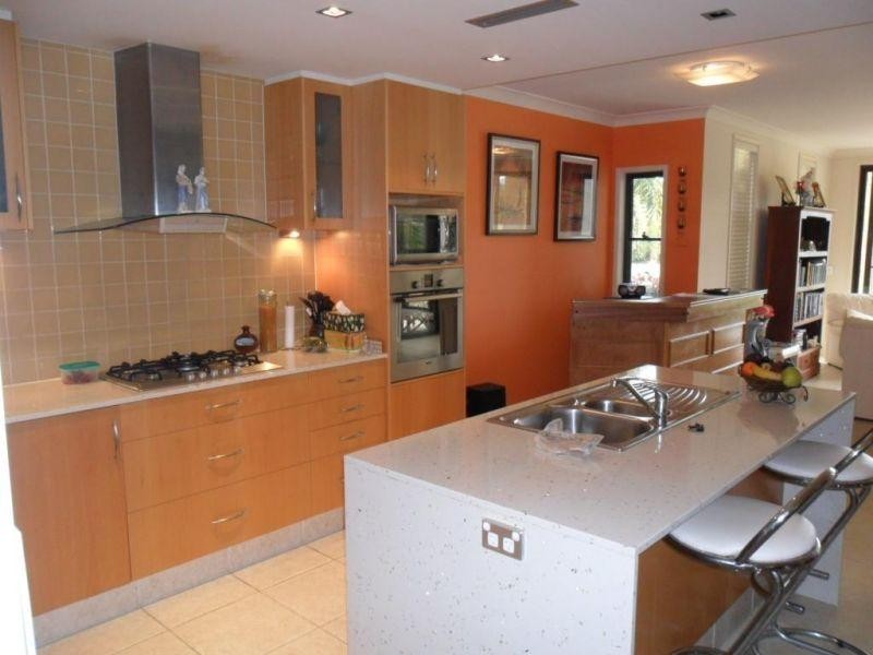 1 The Vistas Drive, Carrara QLD 4211