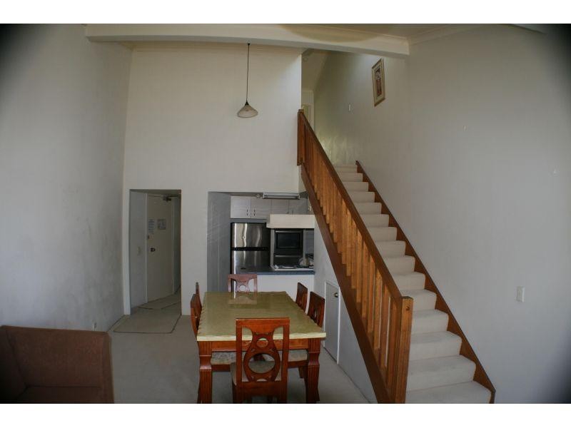 Townhouse 71/43 Enderley Avenue, Surfers Paradise QLD 4217