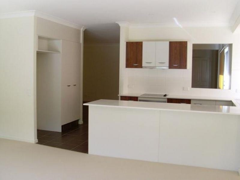 A/2 Catalina Way, Upper Coomera QLD 4209