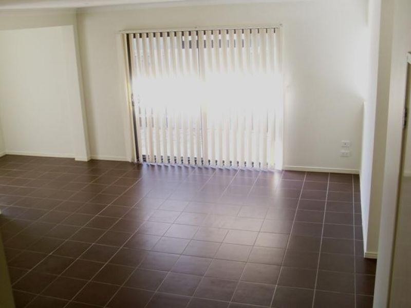 A/2 Catalina Way, Upper Coomera QLD 4209