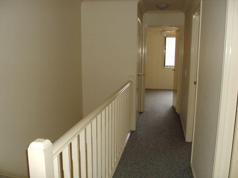 Lodge 1 Unit 3/87-91 Heeb Street, Ashmore QLD 4214