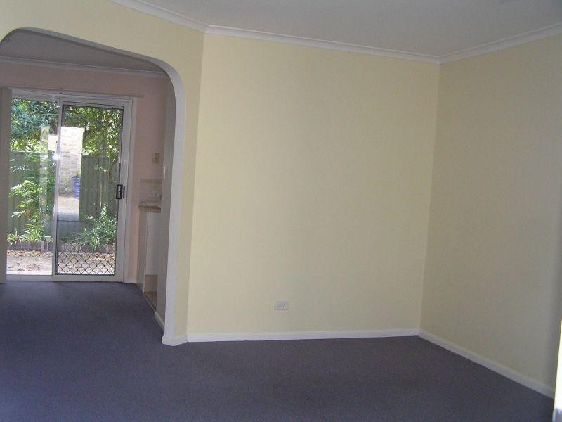 42 Murev Way, Carrara QLD 4211