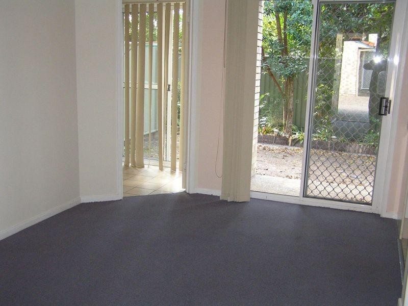 42 Murev Way, Carrara QLD 4211