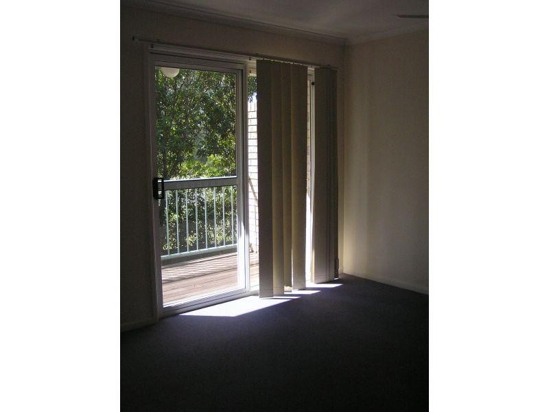 42 Murev Way, Carrara QLD 4211