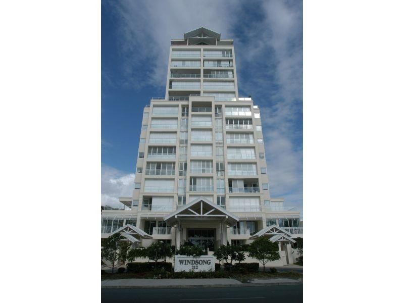 212 Marine Parade, Labrador QLD 4215