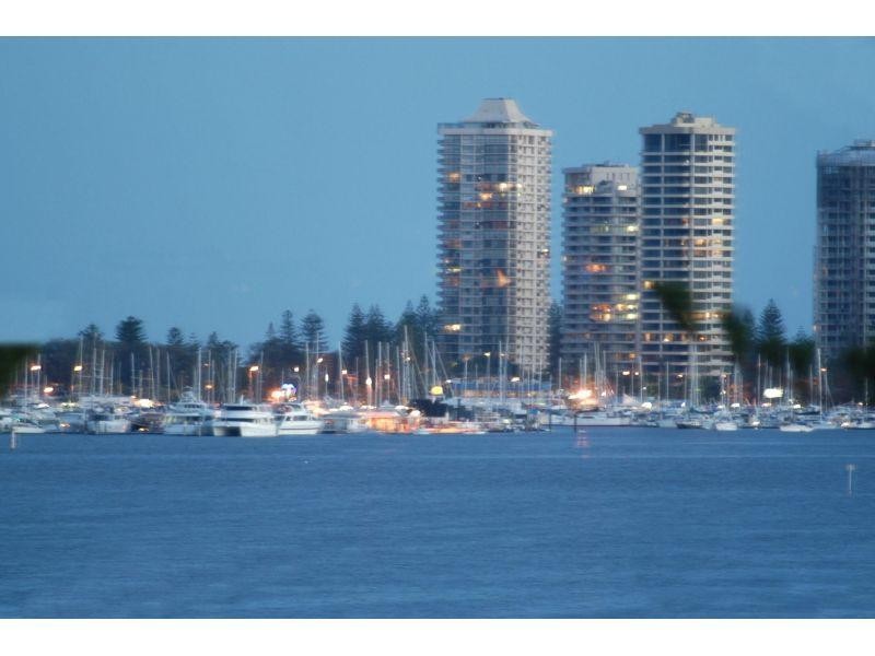 212 Marine Parade, Labrador QLD 4215