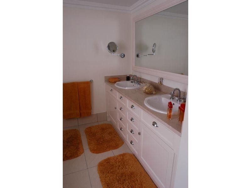 212 Marine Parade, Labrador QLD 4215