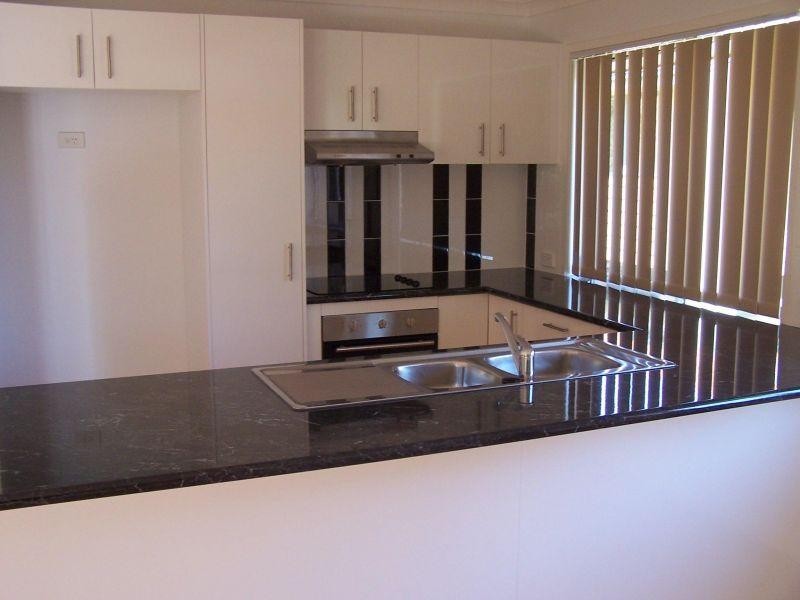 90/316 Long Street, Graceville QLD 4075