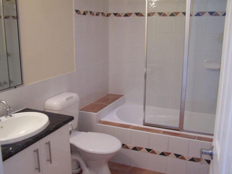 90/316 Long Street, Graceville QLD 4075