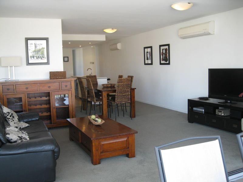 Apartment 20/15 Walsh Street, Milton QLD 4064