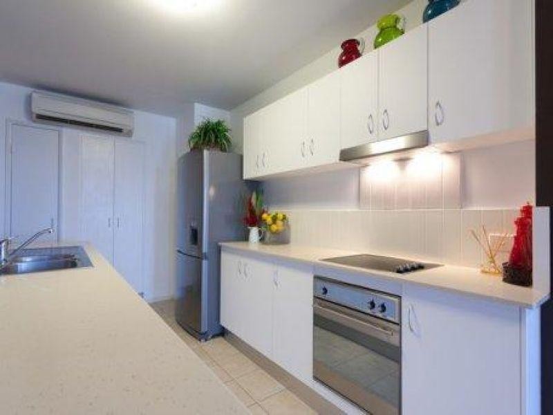95 McLeod Street, Cairns QLD 4870
