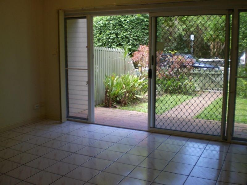 203 Mayers Street, Cairns QLD 4870