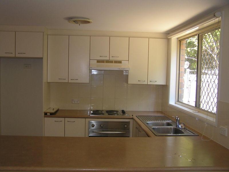 1A Alison Road, Carrara QLD 4211