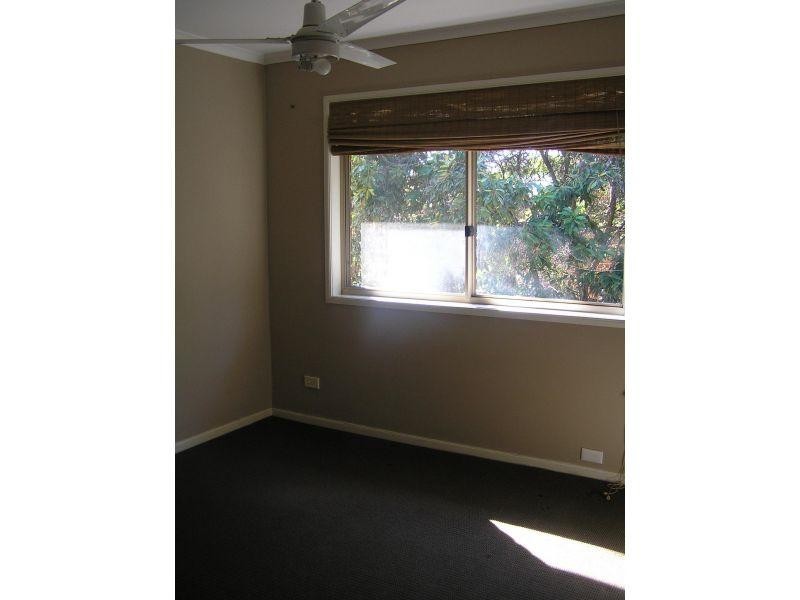 1A Alison Road, Carrara QLD 4211