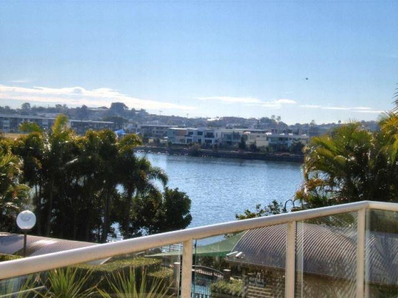 135 Macquarie Street, Teneriffe QLD 4005