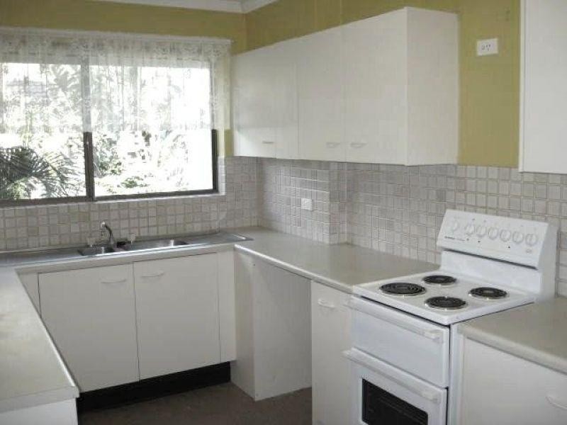 111 Markeri Street, Mermaid Waters QLD 4218