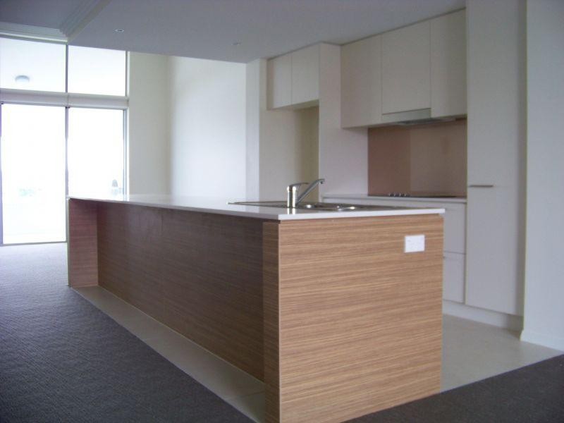 14/1 Lakefront Crescent, Varsity Lakes QLD 4227