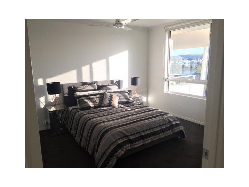 39/1 Lakefront Crescent, Varsity Lakes QLD 4227