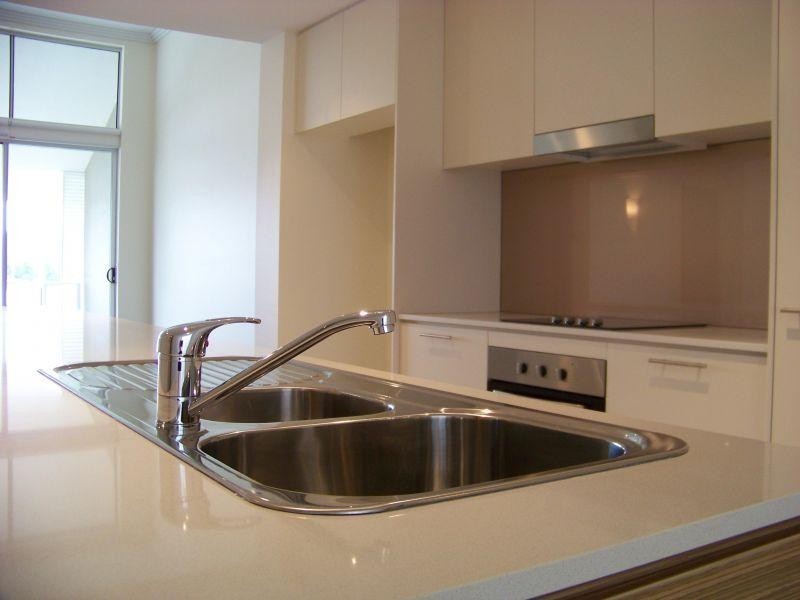 30/1 Lakefront Crescent, Varsity Lakes QLD 4227