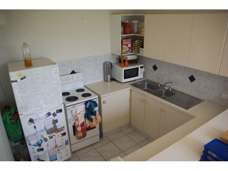 40 Murev Way, Carrara QLD 4211