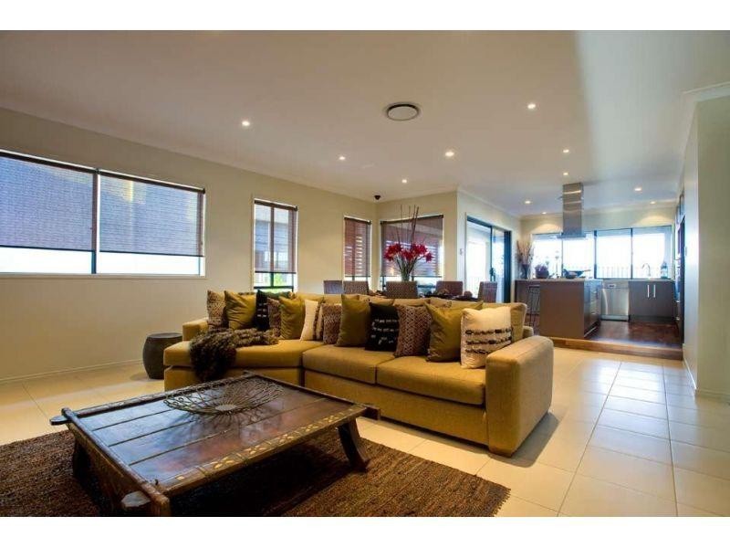 35 Forrestal Circuit, North Lakes QLD 4509