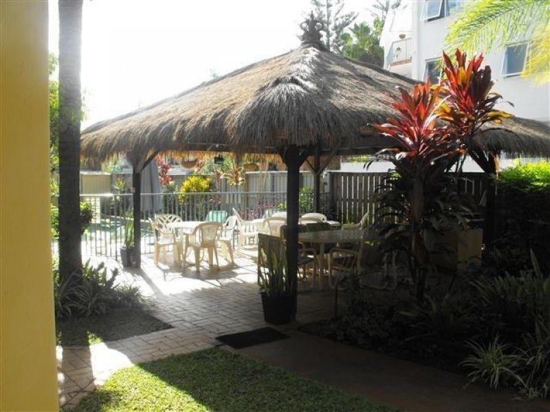 21/3 Redondo Avenue, Miami QLD 4220