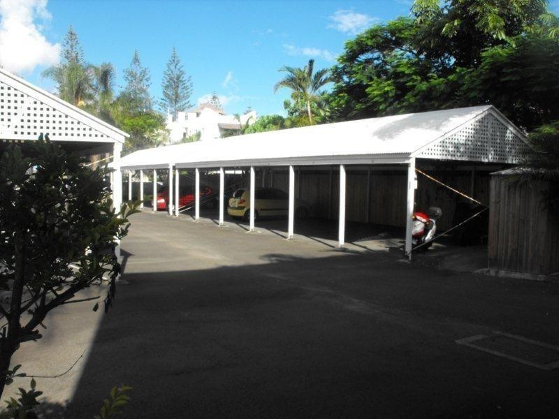 21/3 Redondo Avenue, Miami QLD 4220