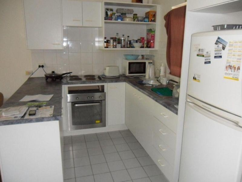 21/3 Redondo Avenue, Miami QLD 4220