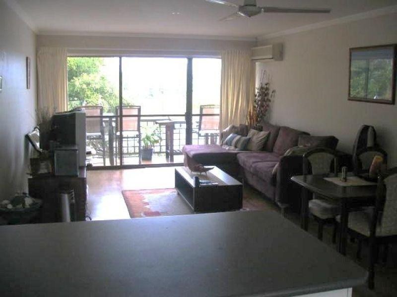 111 Markeri Street, Mermaid Waters QLD 4218